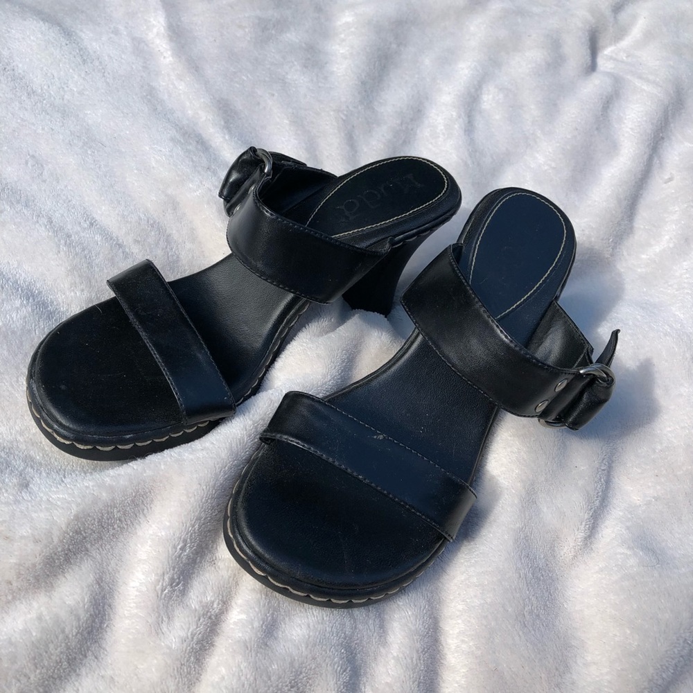 Mudd Black Platform High Heels size 8.5